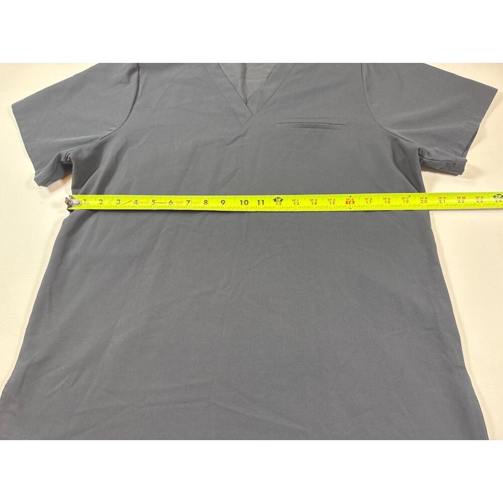 Mandala Equa-Tek Gray V-Neck Short Sleeve Scrub Top Size L (LL287) - Picture 4 of 7
